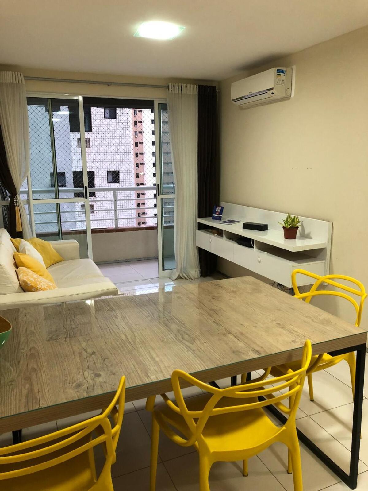 Apto 60m, Perto Da Feirinha, Meirelles Apartment
